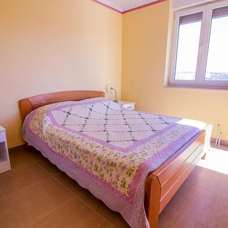 Appartement In Goles Makarska *